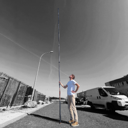 Perche télescopique carbone dépliée Buzzbusters